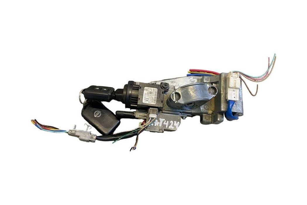 NISSAN X-Trail T31 (2007-2014) Zámok zapalovania 28590C9968 32387762