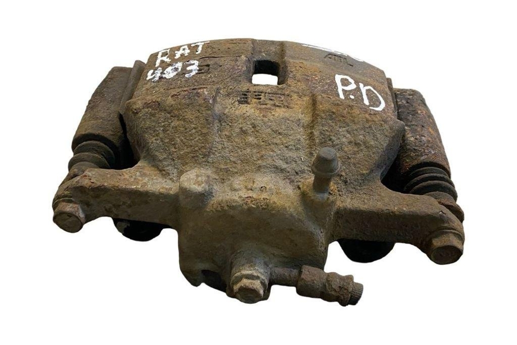 NISSAN X-Trail T31 (2007-2014) Front Right Brake Caliper 32387830