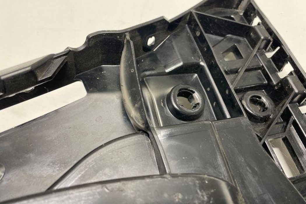 MERCEDES-BENZ E-Class W213/S213/C238/A238 (2016-2024) Rear Left Bumper Bracket A2138850163 22163224