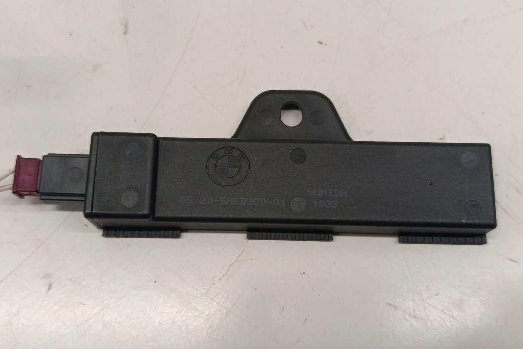 BMW 3 Series G20/G21/G28 (2018-2024) Keyless Entry Antenna 5A5D3C0 28283761