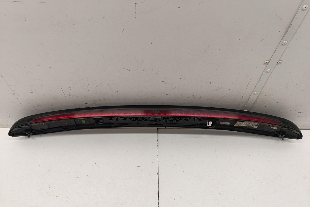 MERCEDES-BENZ E-Class W211/S211 (2002-2009) Aizmugurējā vāka gaisma A2128200156 29064628