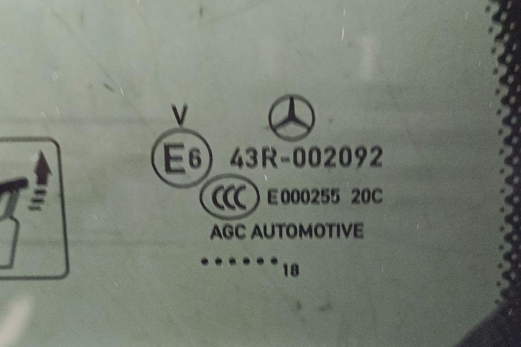 MERCEDES-BENZ E-Class W211/S211 (2002-2009) Стеклянная рейка задней двери 43R002092 30393664
