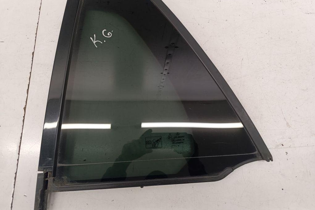 MERCEDES-BENZ E-Class W211/S211 (2002-2009) Стеклянная рейка задней двери 43R002092 30393664