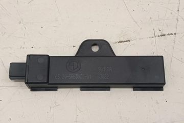 BMW 5 Series G30/G31 (2016-2023) Keyless Entry Antenna 5A5D3C0 26763067