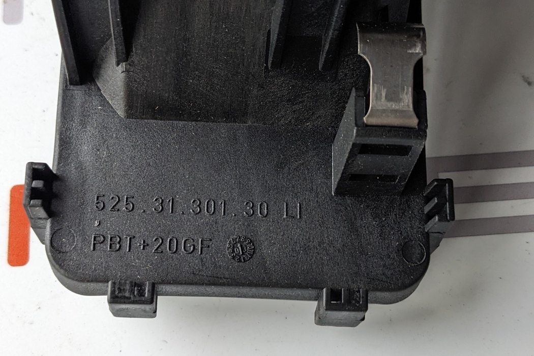 MAN F 2000 (1994-present) Ľavé predné hmlisté svetlo 81251016339 32108313