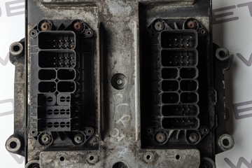 SCANIA 4 - series (1995-present) Engine control unit ECU 1805260,DC1215,463686 31961299