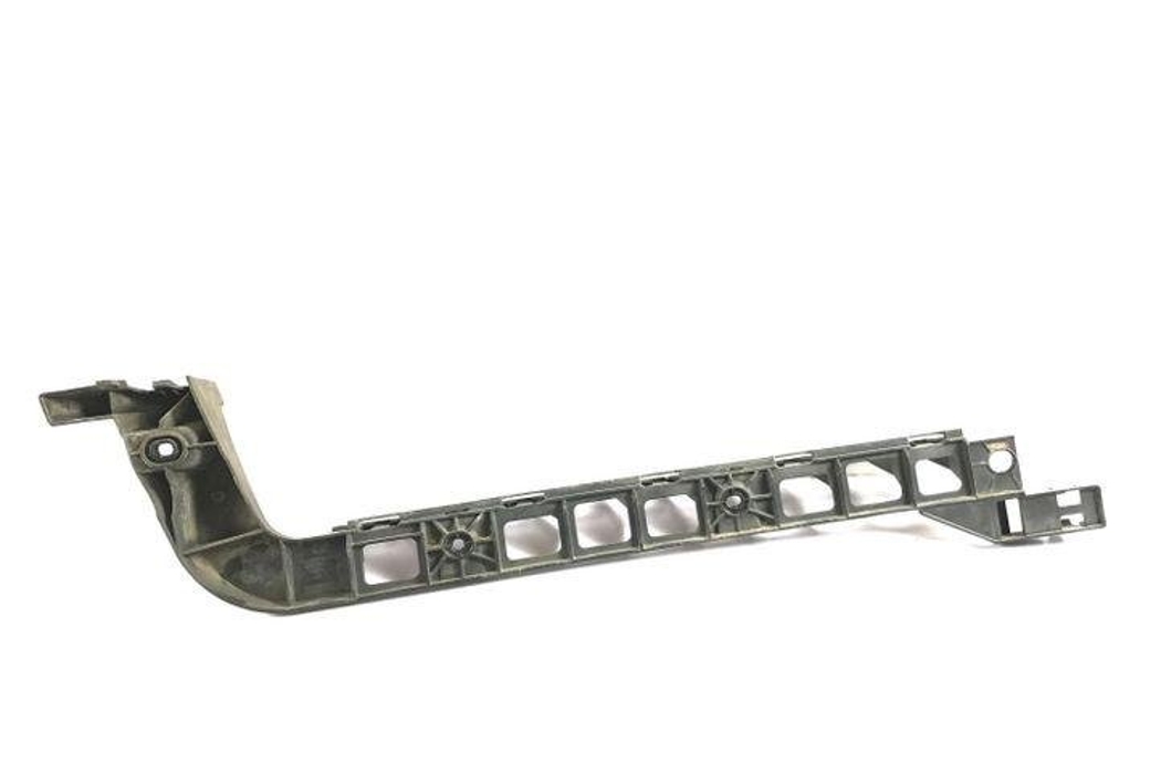 SKODA Octavia 3 generation (2013-2020) Aizmugurējā labā bampera stiprinājums 5E9807864 24571071