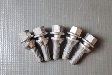 VOLVO XC60 2 generation (2017-2024) Bolts 30524465