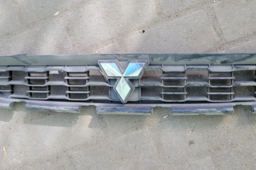 MITSUBISHI ASX 1 generation (2010-2020) Front Upper Grill 6402A318 15323948