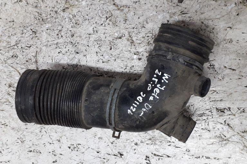 VOLKSWAGEN Jetta 3 generation (1992-1998) Другие шланги 32113166