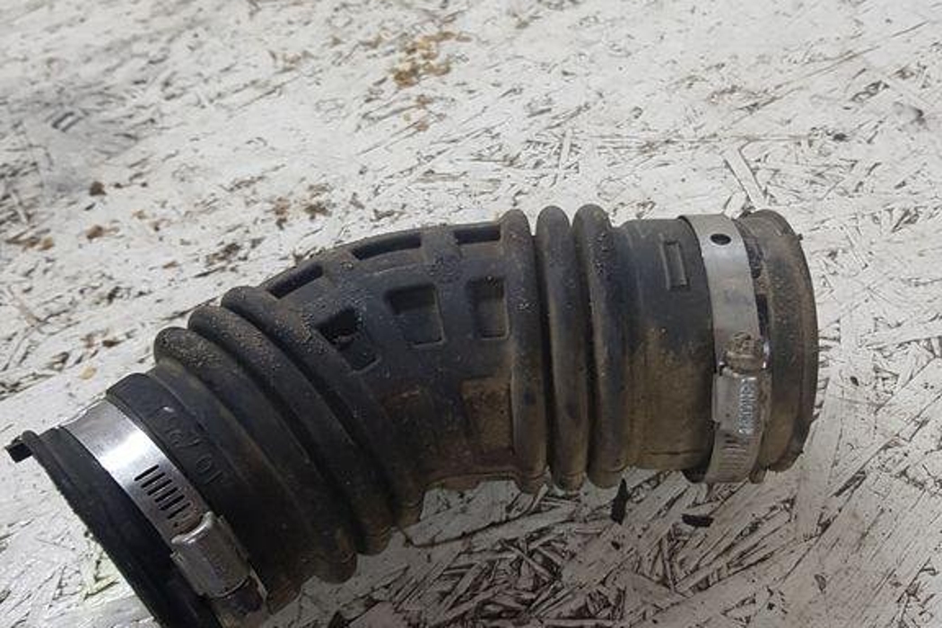 NISSAN Qashqai 1 generation (2007-2014) Hoses 32114376