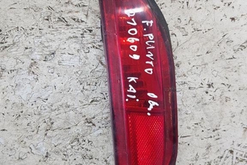 FIAT Punto 3 generation (2005-2020) Aizmugurējais kreisais miglas lukturis 27470104,51718012 32114092