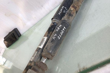 AUDI A4 B5/8D (1994-2001) Rear Left Shock Absorber 8K0513035AA 32115499
