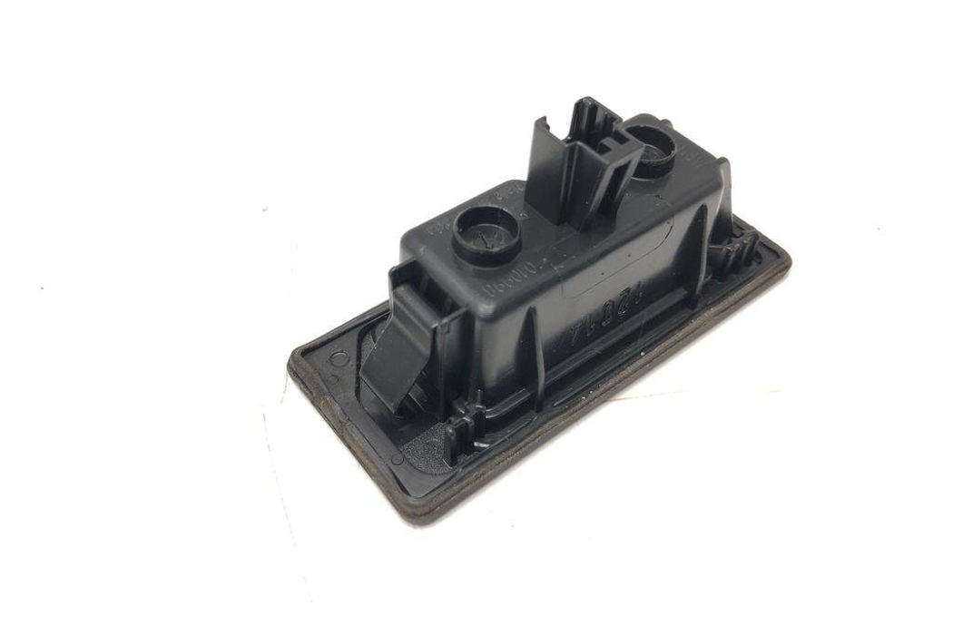 AUDI A4 allroad B8 (2009-2015) Numura zīmes apgaismojums A046341,4G0943021,8T0943021 32205718