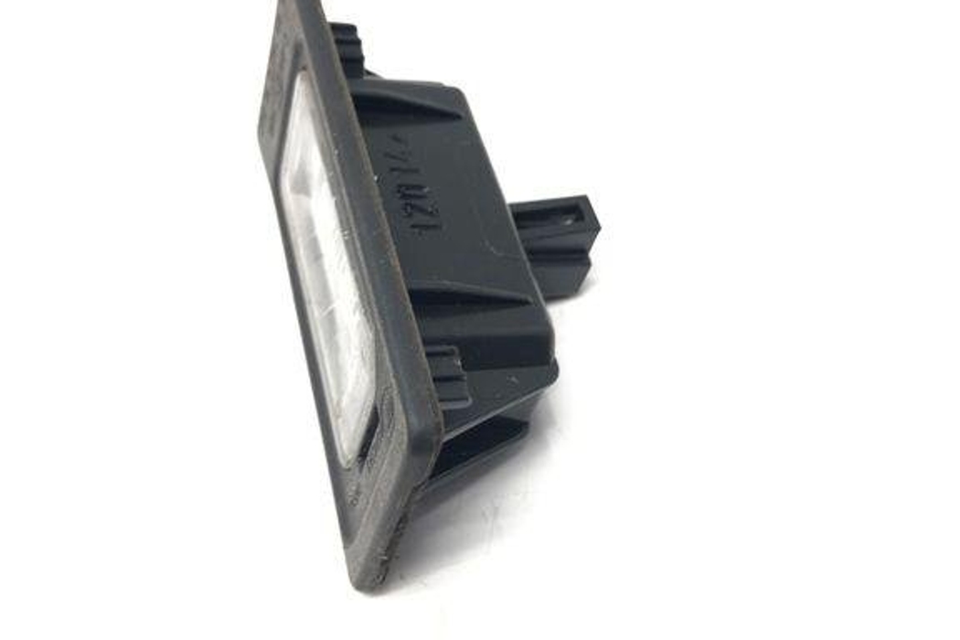 AUDI A4 allroad B8 (2009-2015) Numura zīmes apgaismojums A046341,4G0943021,8T0943021 32205718