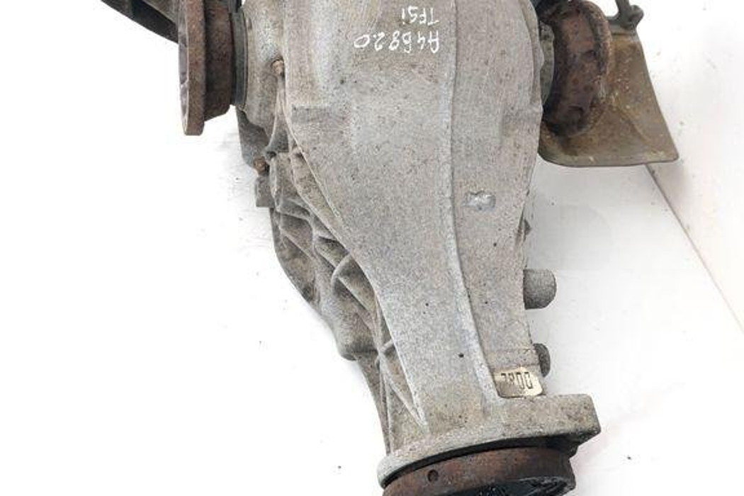 AUDI A4 B8/8K (2011-2016) Aizmugurējais reduktors A1S112C01,8K0599287C 32206488