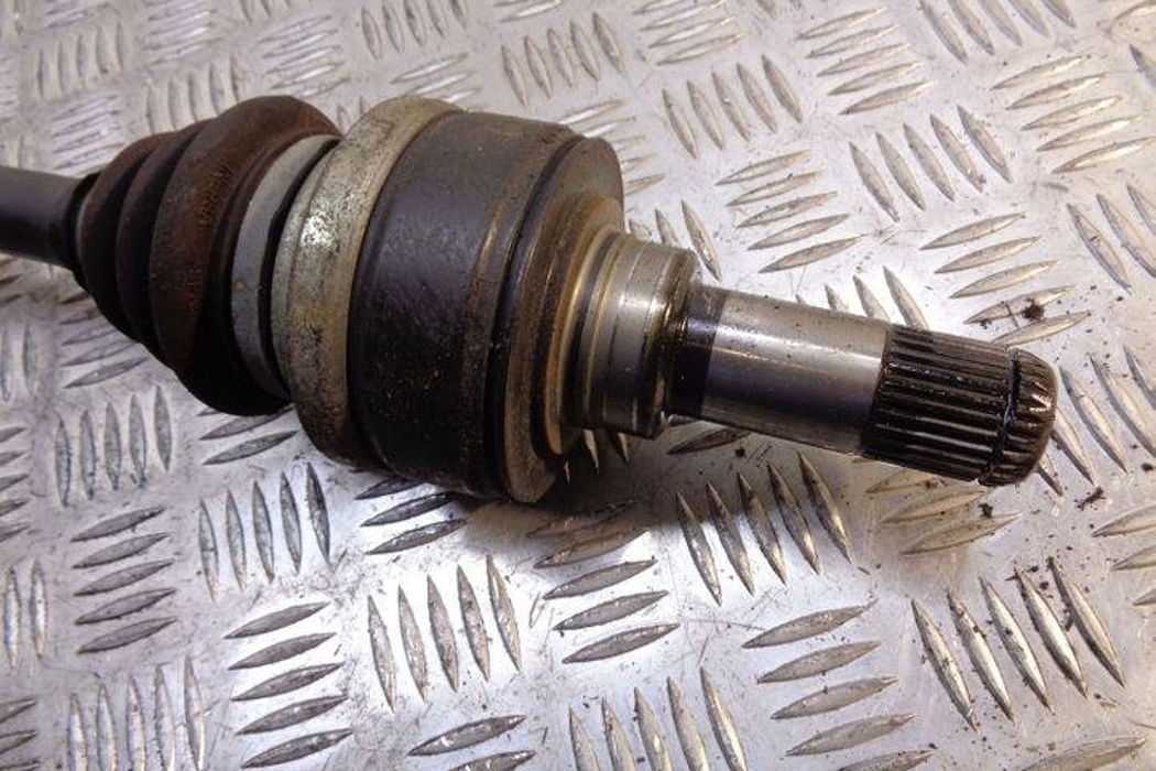 BMW 1 Series F20/F21 (2011-2020) Rear Right Driveshaft 7624206 25723701