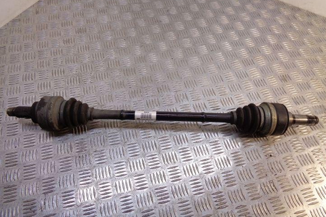 BMW 1 Series F20/F21 (2011-2020) Rear Right Driveshaft 7624206 25723701