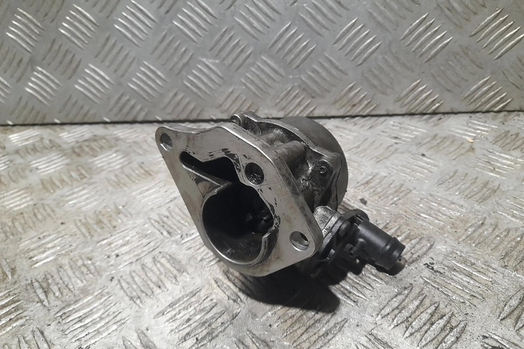 RENAULT Laguna 2 generation (2001-2007) Vakuuma sūknis 8200072985 29481120