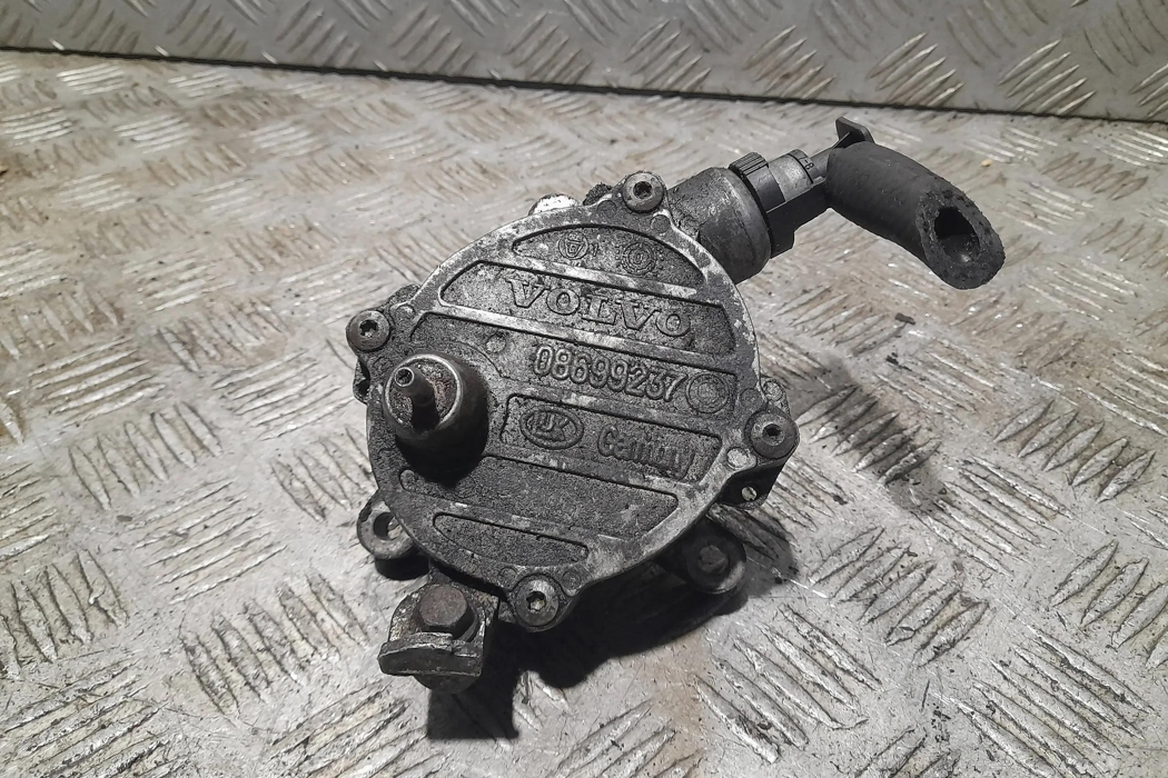 VOLVO XC70 2 generation (2000-2007) Vakuuma sūknis 08699237 29702347