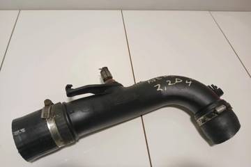 TOYOTA Avensis 2 generation (2002-2009) шланг радиатора интеркулера 173620R010 29754591