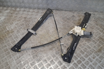 BMW X5 E70 (2006-2013) Front Right Door Window Regulator 7137020 29756887