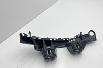 MERCEDES-BENZ C-Class W205/S205/C205 (2014-2023) Aizmugurējā labā bampera stiprinājums A2058850465 31946558