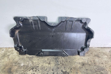 MERCEDES-BENZ C-Class W205/S205/C205 (2014-2023) Защита двигателя A2055240230 31947286
