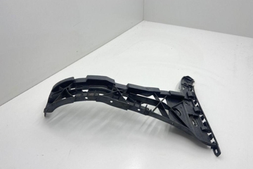 MERCEDES-BENZ C-Class W205/S205/C205 (2014-2023) Aizmugurējā labā bampera stiprinājums A2058800630 31998972