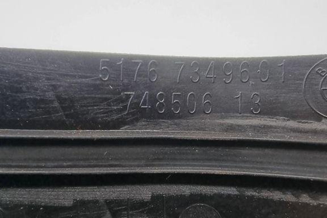 BMW 5 Series G30/G31 (2016-2023) Engine compartment rubber 32289043