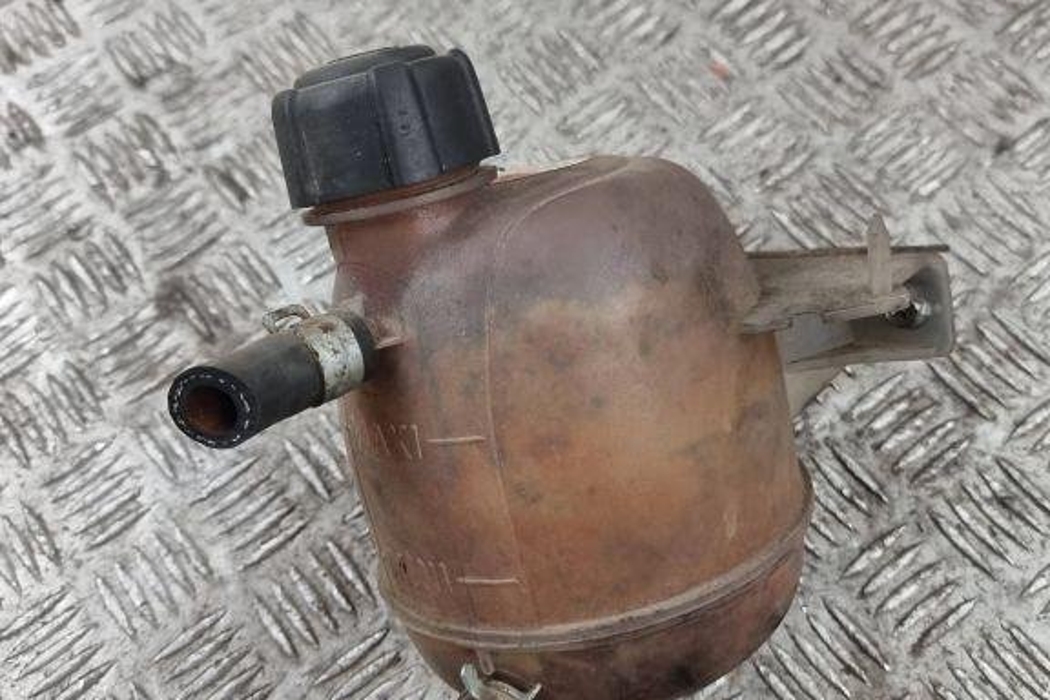 SUZUKI Grand Vitara 2 generation (2005-2014) Expansion Tank 32292203