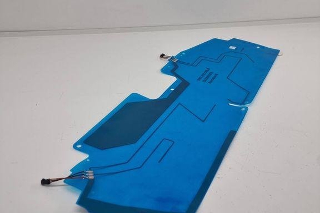 BENTLEY Continental Bootlid Antenna Amplifier 32295524
