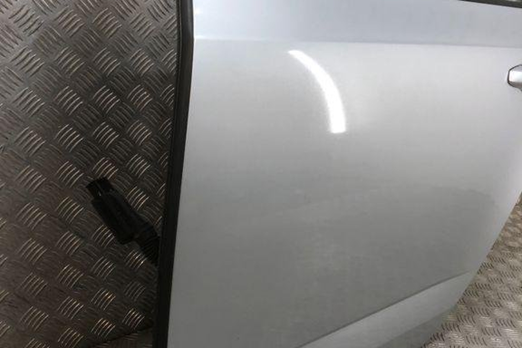 SKODA Octavia 3 generation (2013-2020) Rear Left Door 32299743