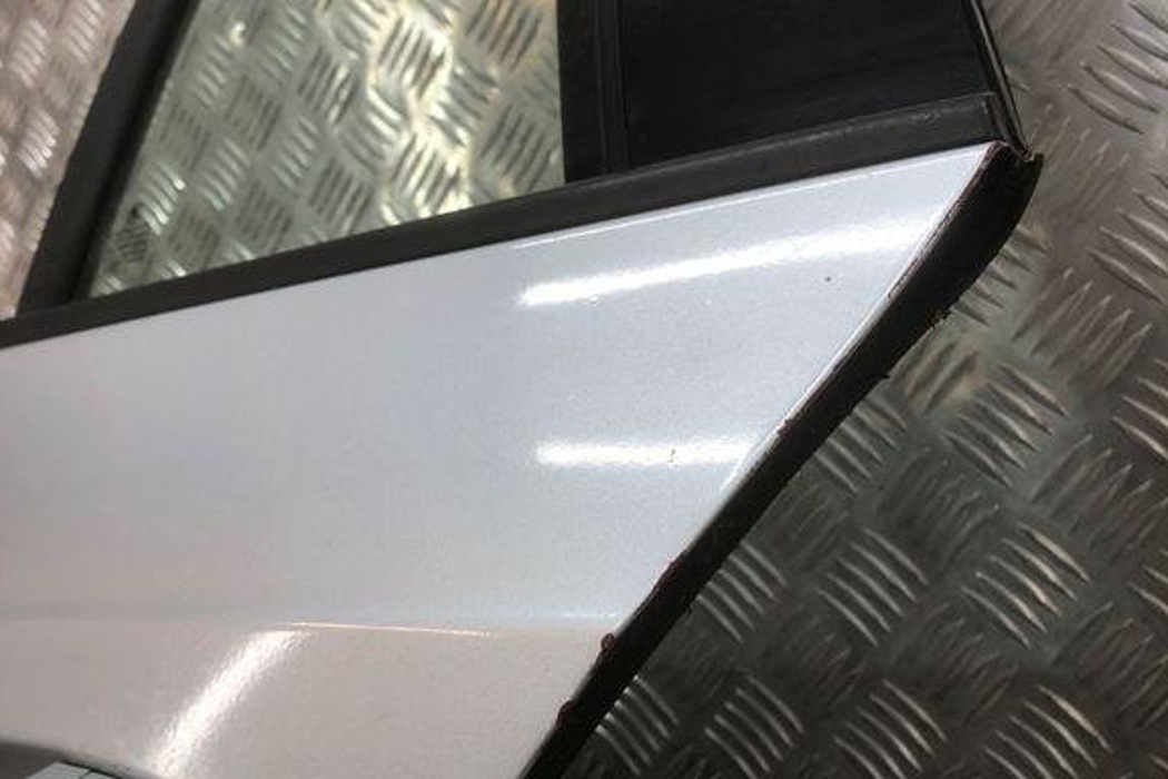SKODA Octavia 3 generation (2013-2020) Rear Left Door 32299743