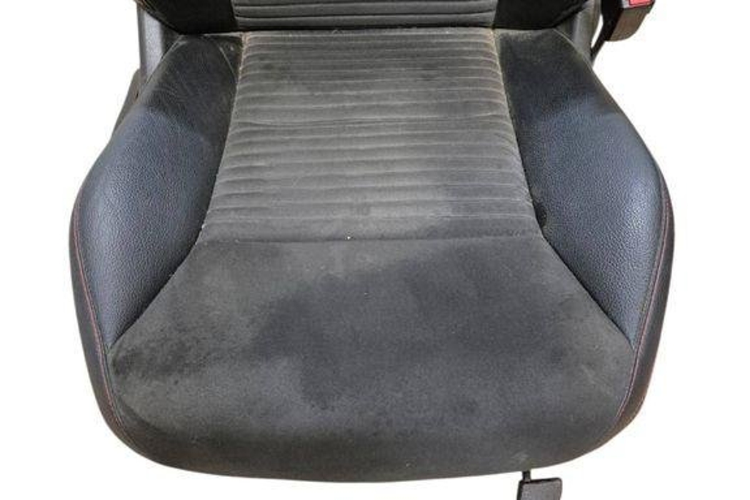 MERCEDES-BENZ A-Class W176 (2012-2018) Sada sedadiel 32300370