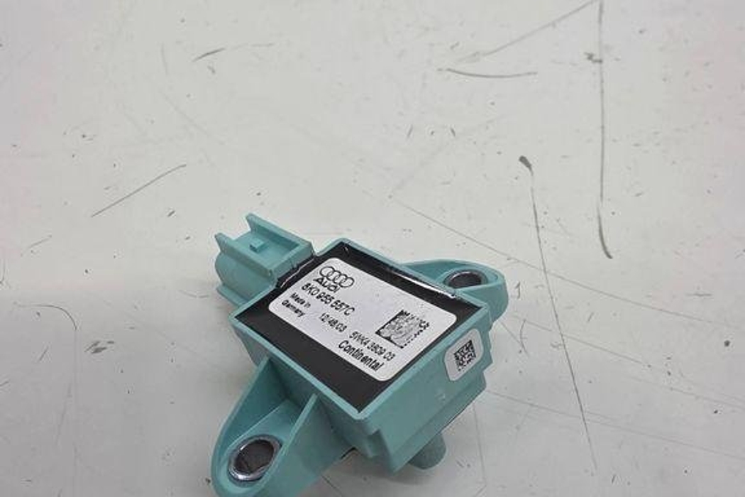 AUDI A5 8T (2007-2016) Rear Left Crash  Sensor 8K0955557C 32304154