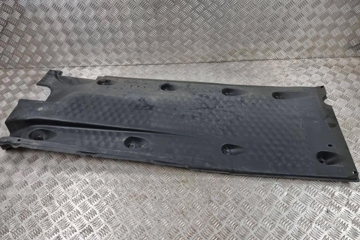 VOLKSWAGEN Tiguan 1 generation (2007-2017) Kreisās puses apakšējās daļas aizsargs 32294817