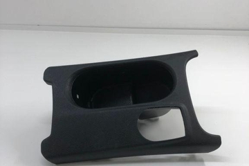 MERCEDES-BENZ A-Class W176 (2012-2018) Držiak na poháre a1766801710 32299056