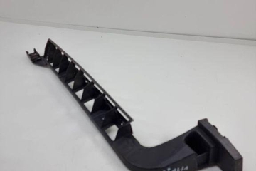 SKODA Octavia 3 generation (2013-2020) Aizmugurējā labā bampera stiprinājums 5e9807864 32299559