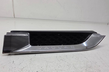 JAGUAR F-Type 1 generation (2013-2024) Aizmugurējā labā spārna moldings 32303012