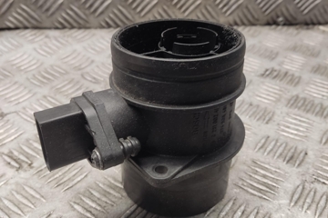 AUDI A3 8P (2003-2013) Mass Air Flow Sensor MAF 0281002461 30975549