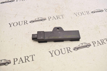 BMW 7 Series F01/F02 (2008-2015) Keyless Entry Antenna 9220832 31028120